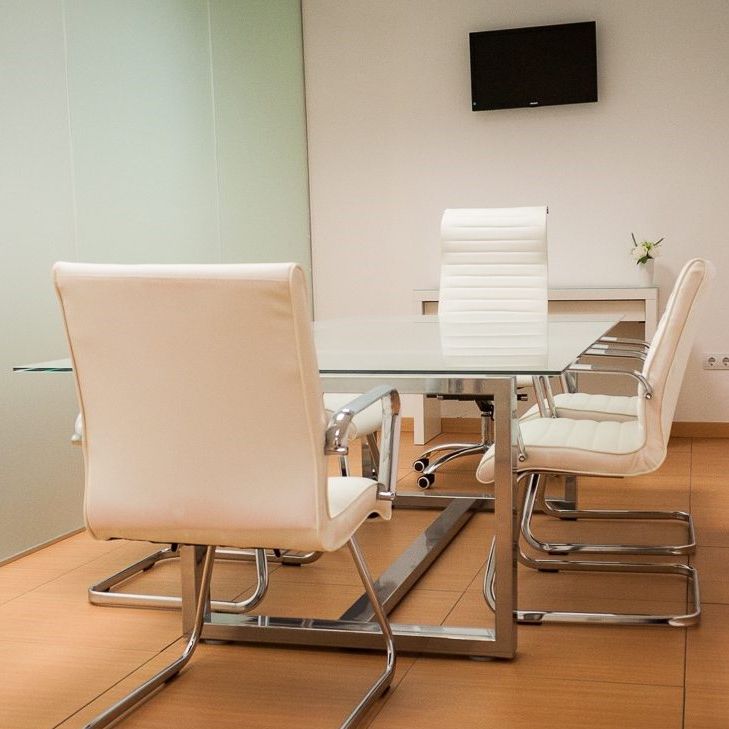Sala de reuniones donde lo ayudaremos con nuestro asesoramiento legal
